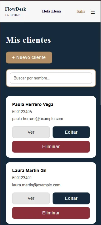 Listado de clientes de FlowDesk en el móvil, con botones para ver, editar o eliminar cada ficha